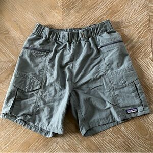 Patagonia Outdoor Everyday 6” Inseam Gray Woman’s Elastic Shorts Pockets (S)
